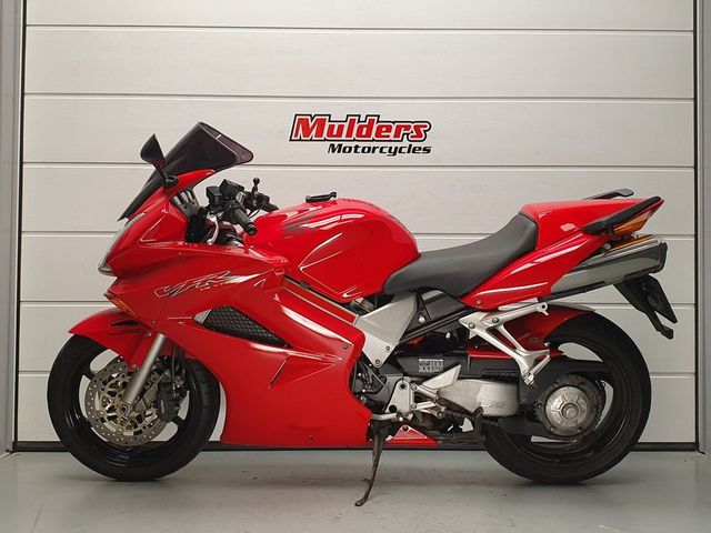 honda - vfr-800-fi-vtec