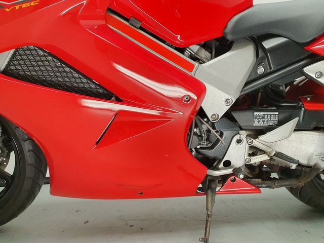 honda - vfr-800-fi-vtec