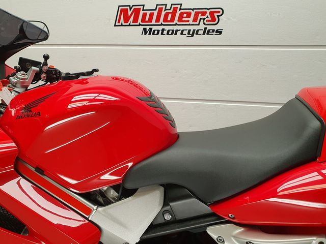 honda - vfr-800-fi-vtec