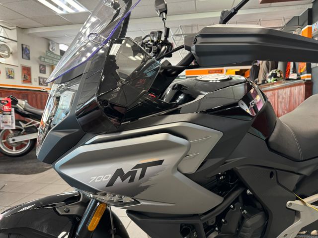 cfmoto - 700-mt