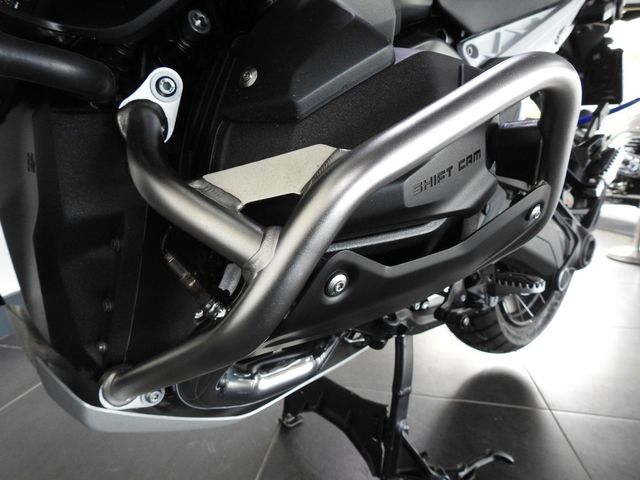 bmw - r-1300-gs