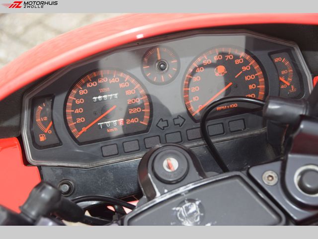 ducati - 906-paso