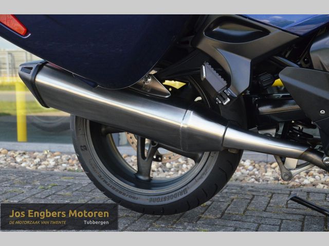 triumph - trophy-1200