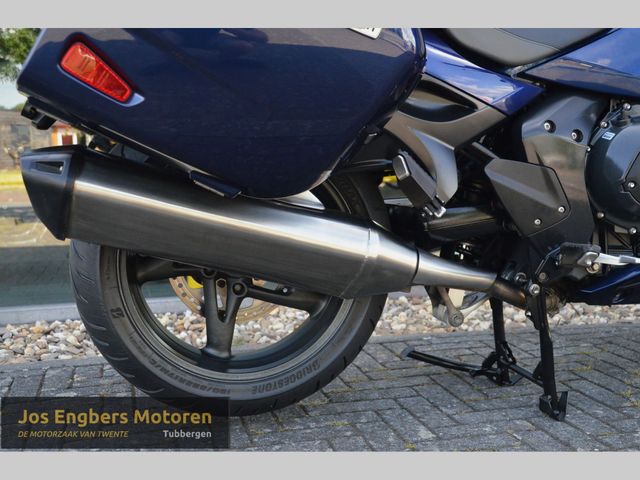 triumph - trophy-1200