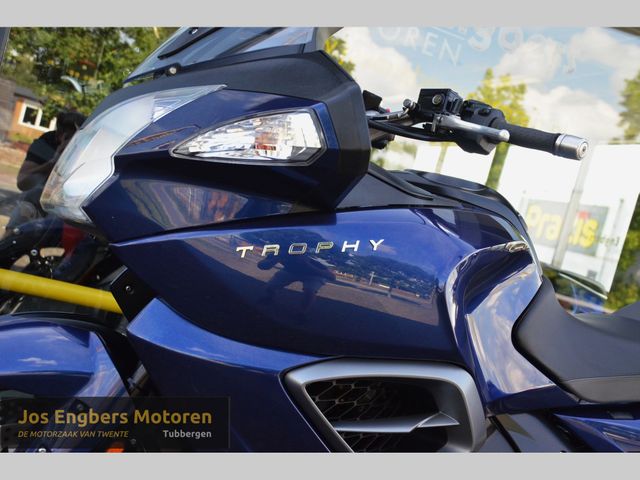 triumph - trophy-1200