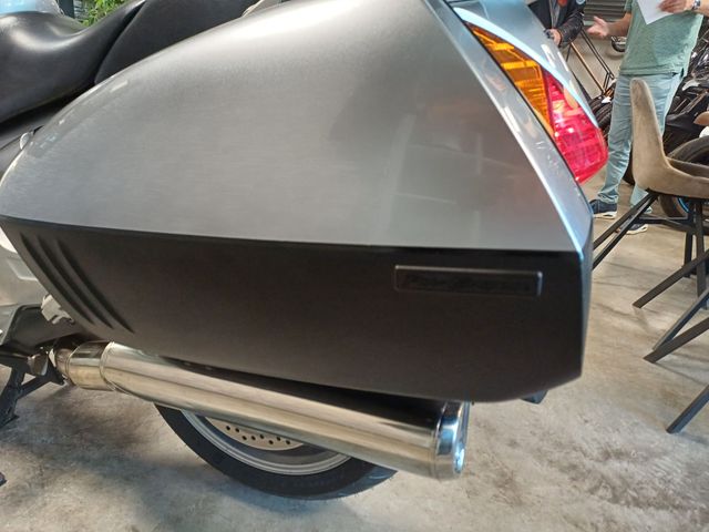 honda - st-1300-pan-european
