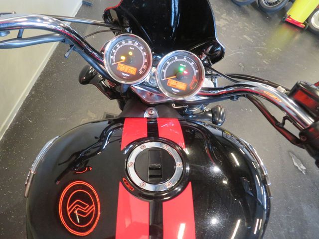 triumph - rocket-iii-roadster