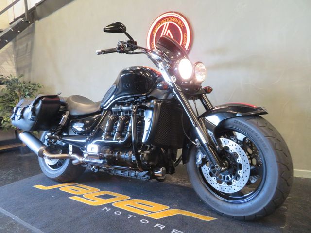 triumph - rocket-iii-roadster