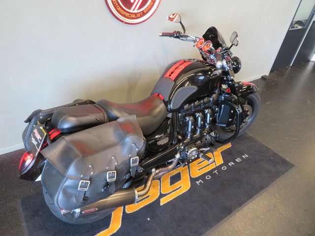 triumph - rocket-iii-roadster