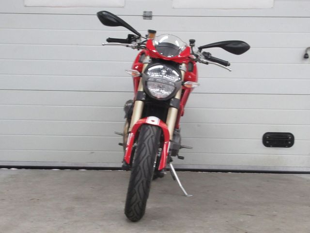 ducati - m-1100-evo