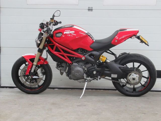 ducati - m-1100-evo