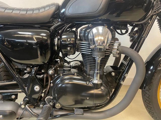 kawasaki - w800-special-edition