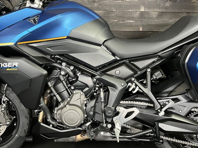 triumph - tiger-sport-800-tour
