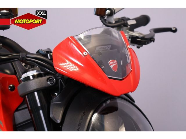 ducati - monster--