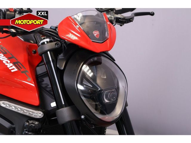 ducati - monster--