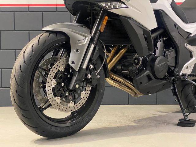 cfmoto - 700-mt