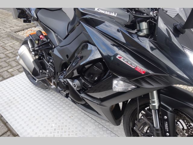 kawasaki - z-1000-sx-abs