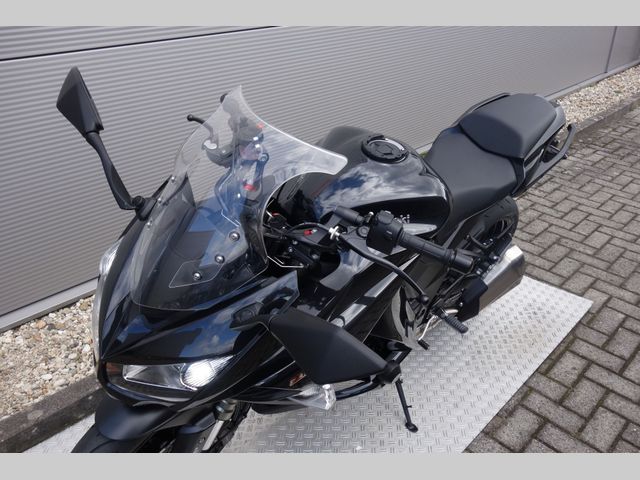 kawasaki - z-1000-sx-abs