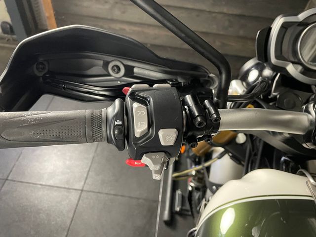 triumph - scrambler-1200-xe