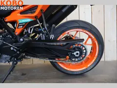KTM 890 Duke GP 2022 occasion – foto 14 van 20