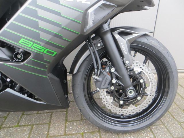kawasaki - ninja-650-sport