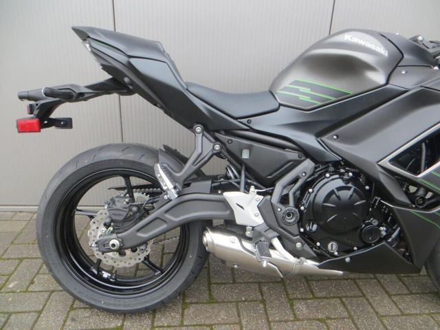 kawasaki - ninja-650-sport