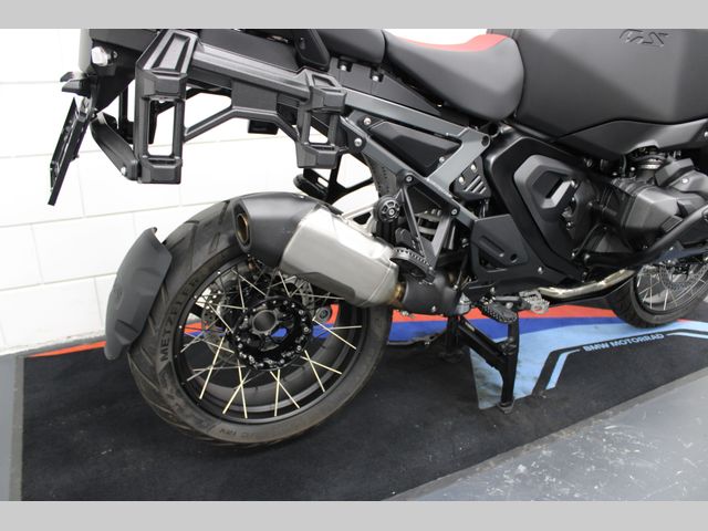bmw - r-1300-gs-adventure