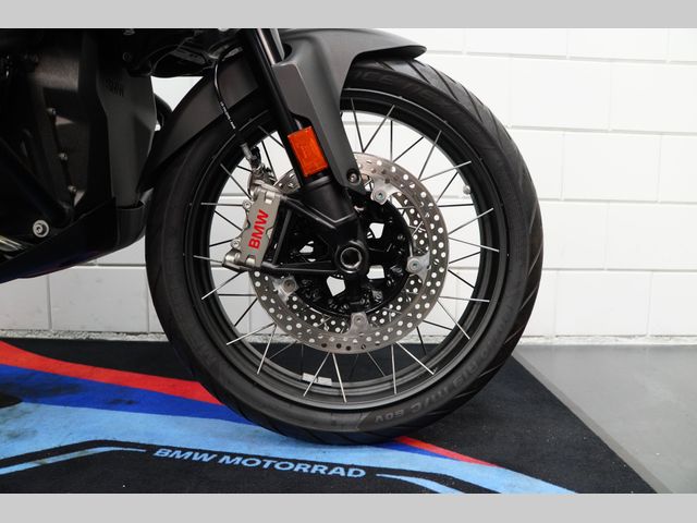 bmw - r-1300-gs-adventure