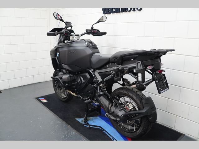 bmw - r-1300-gs-adventure