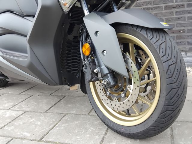 yamaha - x-max-400-tech-max