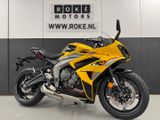 TRIUMPH DAYTONA 660