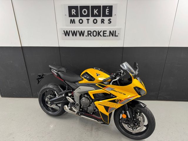 triumph - daytona-660