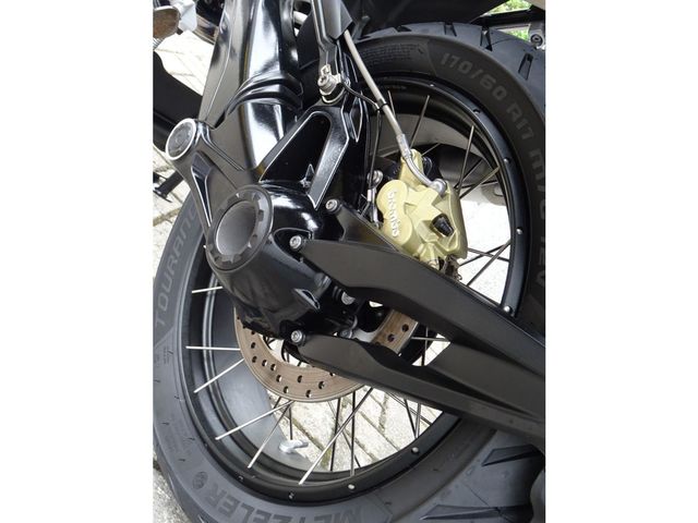 bmw - r-1250-gs-adventure