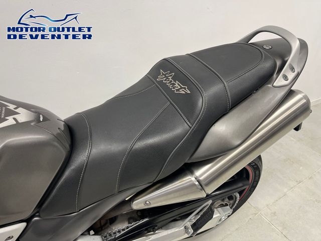 honda - cb-900-f-hornet
