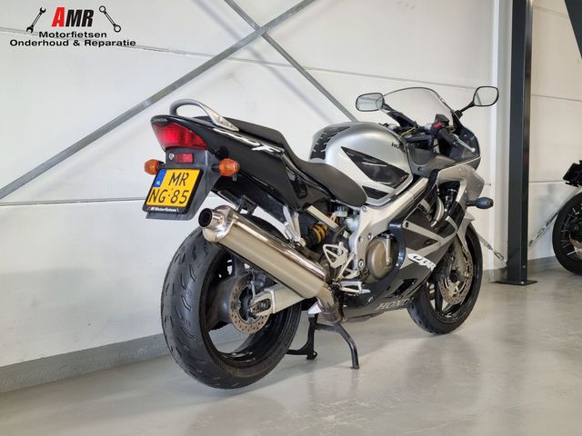 honda - cbr-600-f