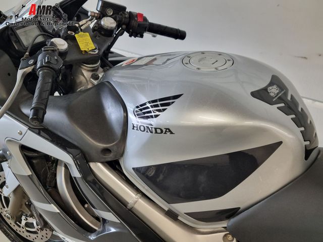 honda - cbr-600-f