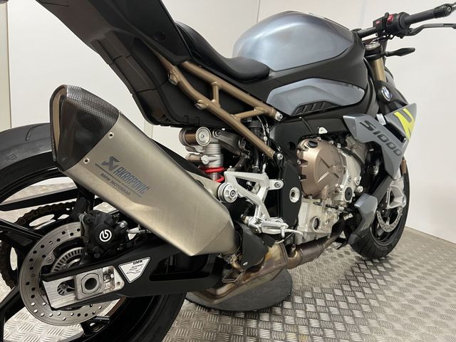 bmw - s-1000-r
