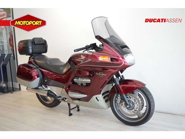 honda - st-1100-pan-european