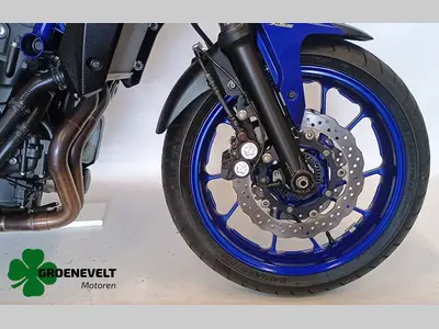 YAMAHA MT 07 ABS – foto 4