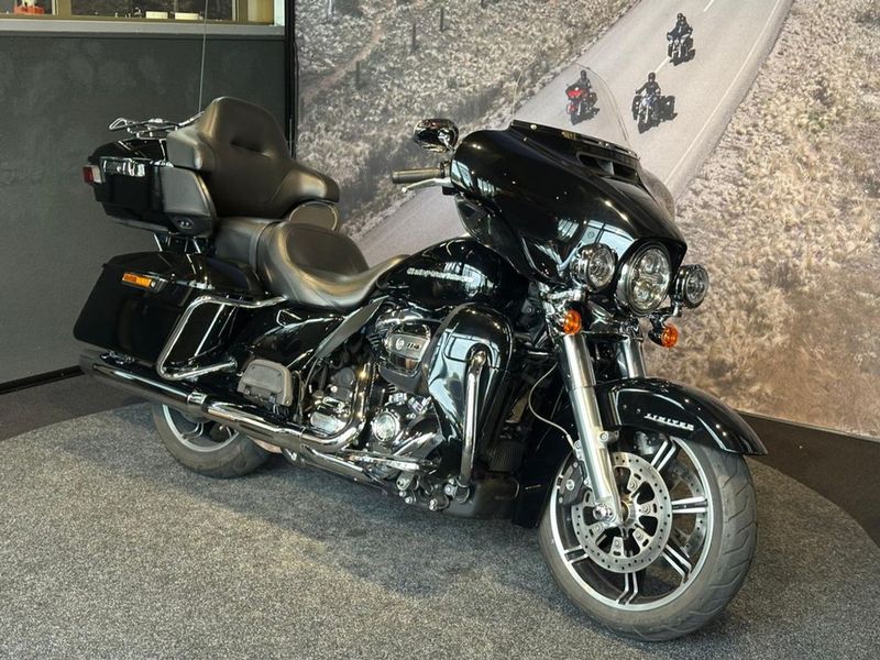 Harley-Davidson Flhtk Ultra Limited 2021 occasion
