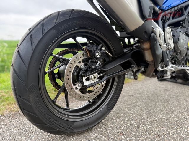 triumph - tiger-900-gt