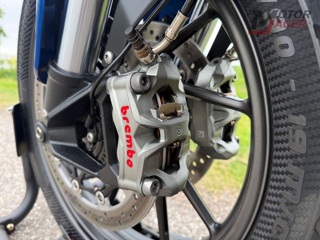 triumph - tiger-900-gt