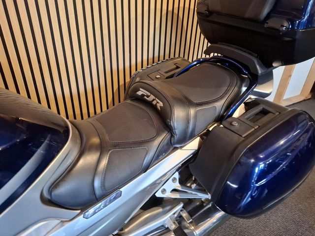 yamaha - fjr-1300