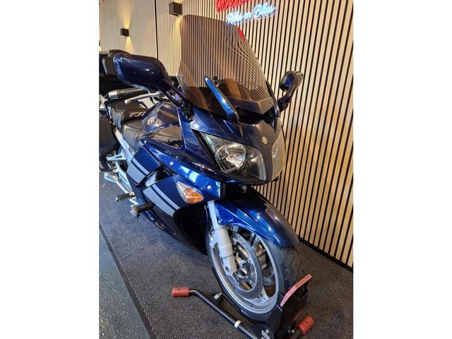 yamaha - fjr-1300