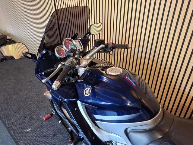 yamaha - fjr-1300