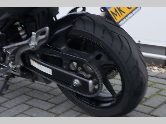 suzuki - sfv-650-gladius-abs