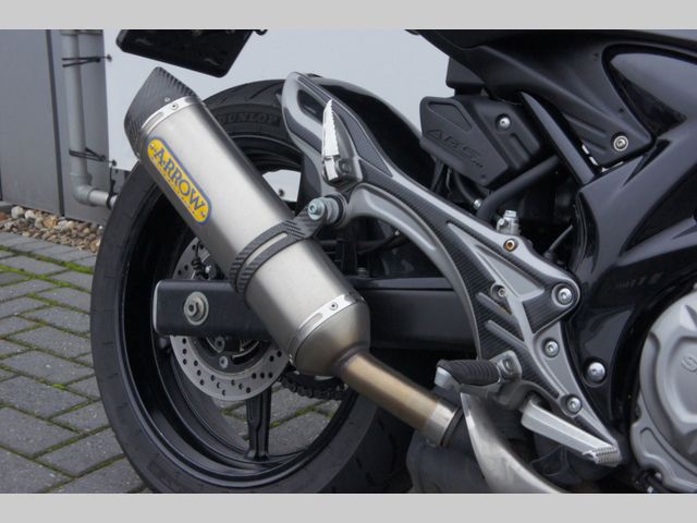 suzuki - sfv-650-gladius-abs