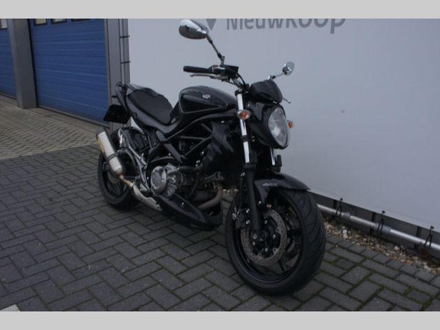 suzuki - sfv-650-gladius-abs