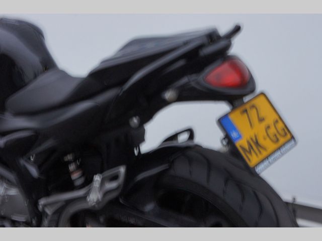 suzuki - sfv-650-gladius-abs