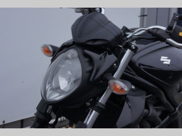 suzuki - sfv-650-gladius-abs